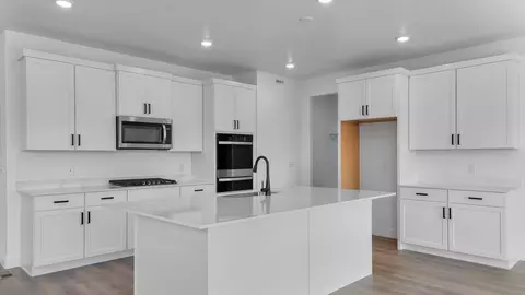 Kitchen - 718 N 1600 E, Salem, UT 84653 photo 1 of 7