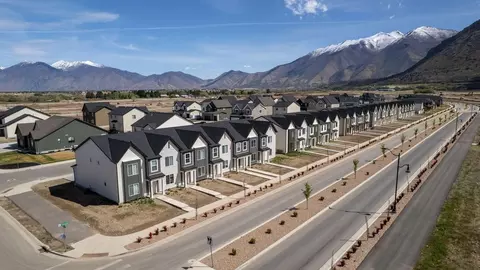 View/Area - 718 N 1600 E, Salem, UT 84653 photo 6 of 17