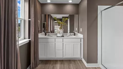 Bath - 1568 Bentstalk Dr, Frederick, MD 21703 photo 9 of 14