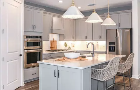 Kitchen - 13899 Ranchbrook Ct, Spring Hill, FL 34610 photo 1 of 2