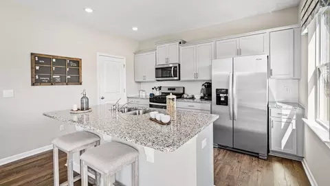 Kitchen - 323 Ritter Ln, Anderson, SC 29621 photo 3 of 5