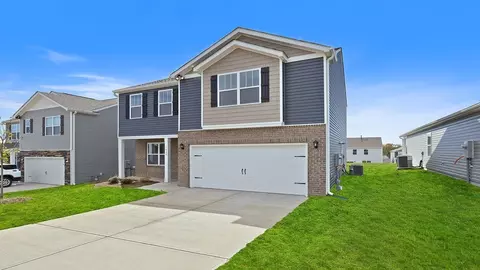 Exterior - 323 Ritter Ln, Anderson, SC 29621 photo 5 of 6