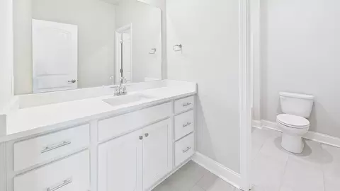 Bath - 1601 Eagle Ave, Westlake, LA 70669 photo 5 of 7