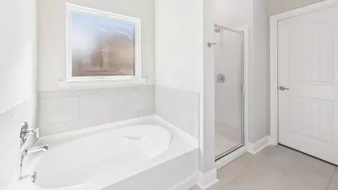 Bath - 1601 Eagle Ave, Westlake, LA 70669 photo 4 of 7