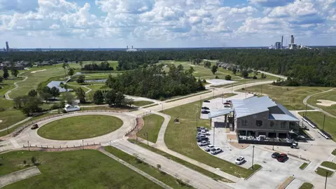View/Area - 1601 Eagle Ave, Westlake, LA 70669 photo 3 of 10