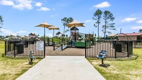 View/Area - 1601 Eagle Ave, Westlake, LA 70669 photo 1 of 10