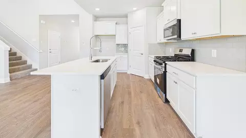 Kitchen - 1601 Eagle Ave, Westlake, LA 70669 photo 3 of 5