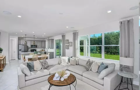 Living - 13716 Sunlight Meadow Dr, Riverview, FL 33578 photo 1 of 1