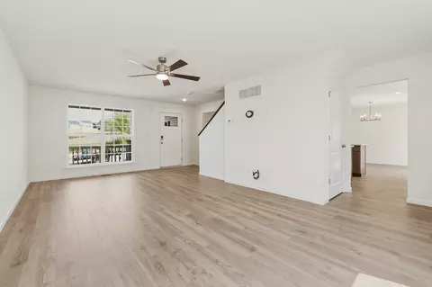 Living - 2308 Castle Hill Dr, Rolla, MO 65401 photo 3 of 5