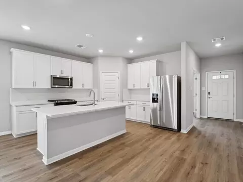 178 Coopers Hawk Crst, Cedar Creek, TX 78612
