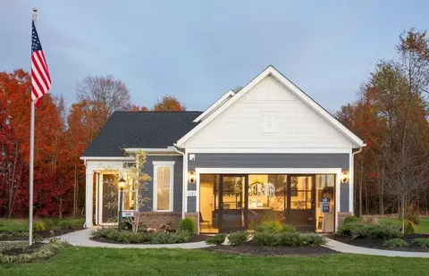 6470 Graphite Ln, Lewis Center, OH 43035