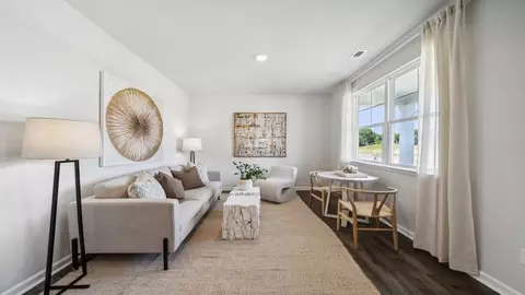 Living - 3044 Dalton Cir, Suffolk, VA 23435 photo 3 of 3