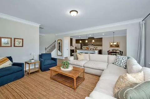 Living - Quinelle Drive, Perry, GA 31069 photo 16 of 17