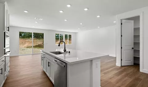 Kitchen - 7407 Bird Loop, Rancho Murieta, CA 95683 photo 3 of 5