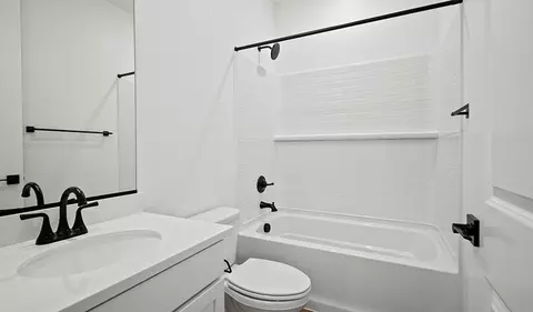 Bath - 7407 Bird Loop, Rancho Murieta, CA 95683 photo 6 of 11