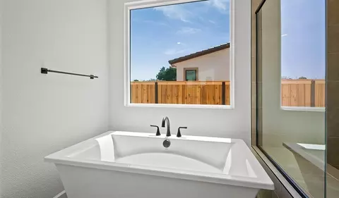 Bath - 7407 Bird Loop, Rancho Murieta, CA 95683 photo 2 of 11
