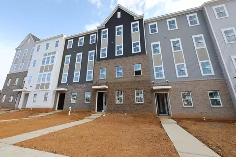 Exterior - 1755 Blacksmith Way UNIT B, Frederick, MD 21702 photo 1 of 5