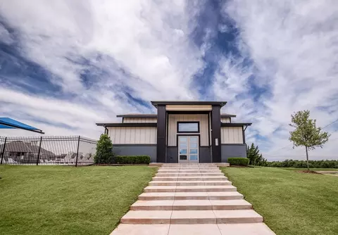View/Area - 15413 Bedford Rd, Edmond, OK 73013 photo 2 of 10