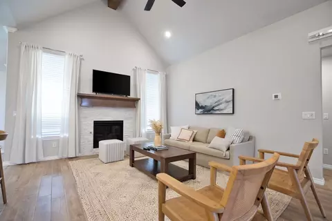 Living - 15413 Bedford Rd, Edmond, OK 73013 photo 11 of 11