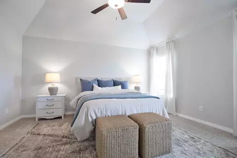Bedroom - 15413 Bedford Rd, Edmond, OK 73013 photo 14 of 17