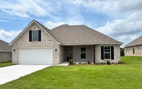 6587 Blanchard Lake Dr, Shreveport, LA 71107