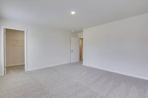 Bedroom - 1190 Curlew Cir, Sumter, SC 29150 photo 3 of 4