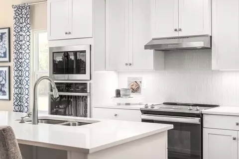Kitchen - 300 Locust St, North Strabane, PA 15317 photo 1 of 6