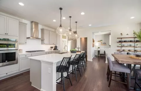 Kitchen - 12823 S Vicarage Dr, Plainfield, IL 60585 photo 2 of 6