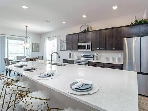 Kitchen - 5548 Cedar Crest Way, Saint Cloud, FL 34772 photo 6 of 7