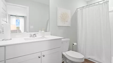 Bath - 344 Pleasant Valley Dr, Loris, SC 29569 photo 1 of 2