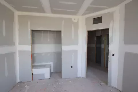 Bedroom - 14966 Deco Cir, Chantilly, VA 20151 photo 2 of 4