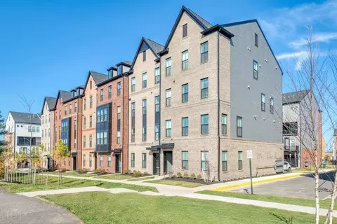 14966 Deco Cir, Chantilly, VA 20151