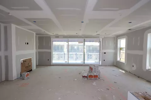 Living - 14966 Deco Cir, Chantilly, VA 20151 photo 1 of 6