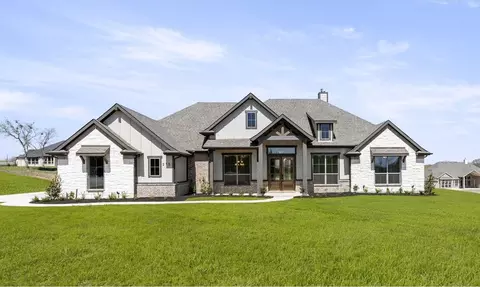130 Cotopaxi Dr, Red Oak, TX 75154