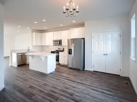 Kitchen - 2637 Front Shed Dr, Frederick, MD 21702 photo 21 of 35