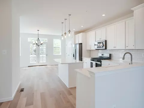 Kitchen - 2637 Front Shed Dr, Frederick, MD 21702 photo 32 of 35