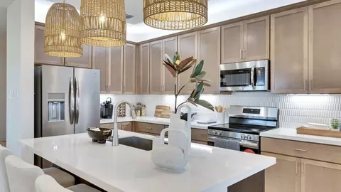 Kitchen - 166 Seattle Slew Dr, Jarrell, TX 76537 photo 2 of 5
