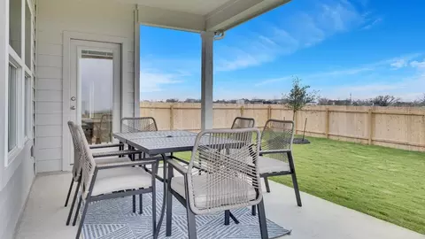 Exterior - 166 Seattle Slew Dr, Jarrell, TX 76537 photo 2 of 4