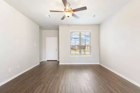 Living - 3704 Apollo St, Lorena, TX 76655 photo 1 of 6