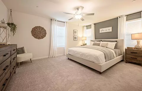 Bedroom - 8301 Swarthmore St, Bakersfield, CA 93307 photo 2 of 3