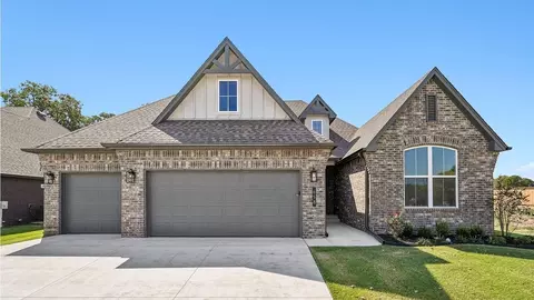 658 W 83rd St S, Tulsa, OK 74132