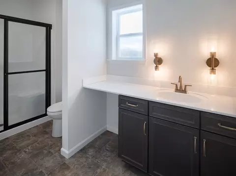 Bath - 800 Orchard Rd, Lititz, PA 17543 photo 1 of 11