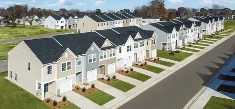 View/Area - 910 Pilot St, Haw River, NC 27258 photo 1 of 3