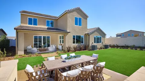 Exterior - 5559 Dora Way, Oceanside, CA 92057 photo 2 of 6