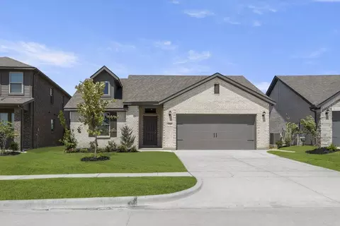 214 Bandit Trl, Terrell, TX 75160