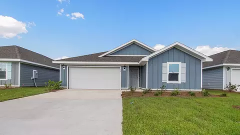 Exterior - 3776 Deltona Blvd, Chipley, FL 32428 photo 2 of 8