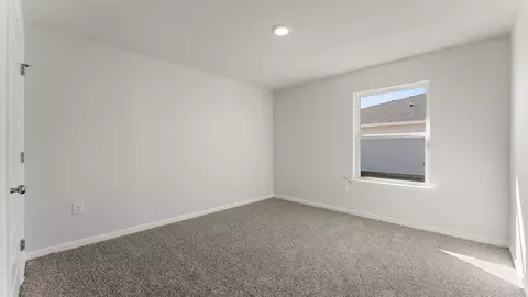 Bedroom - 3776 Deltona Blvd, Chipley, FL 32428 photo 4 of 8