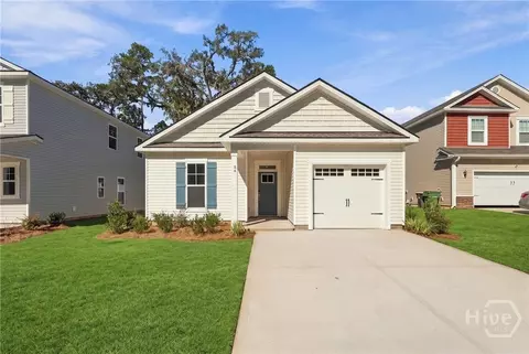 84 Endicott Dr, Savannah, GA 31419