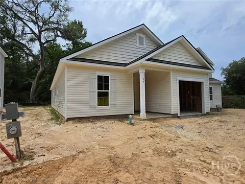 84 Endicott Dr, Savannah, GA 31419