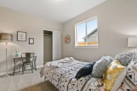 Bedroom - Strong Road, Spokane, WA 99208 photo 7 of 7